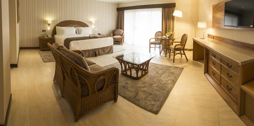 Hotel Camino Real Santa Cruz de La Sierra Bagian luar foto