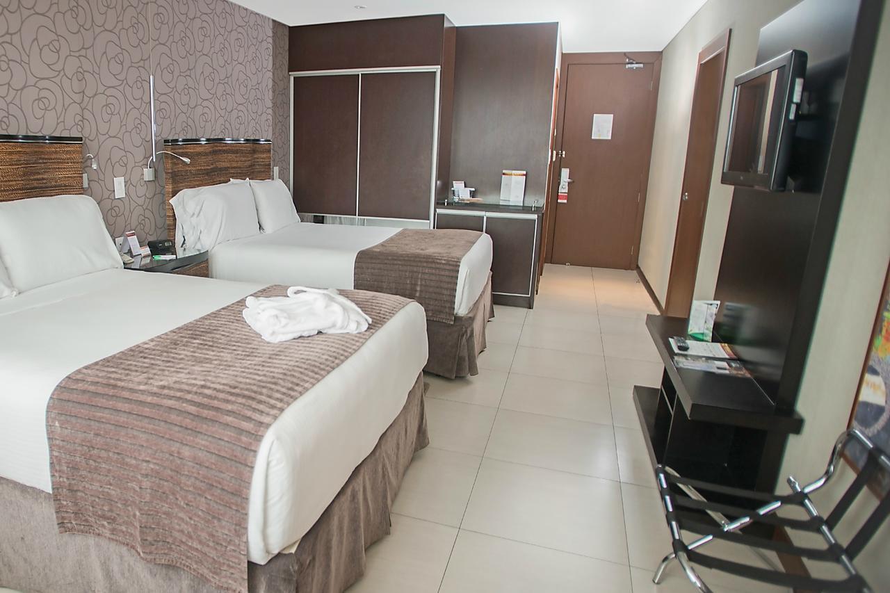 Hotel Camino Real Santa Cruz de La Sierra Bagian luar foto
